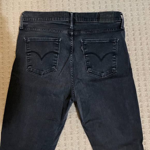 Levi’s 720 Super Skinny Jeans - Picture 3 of 3